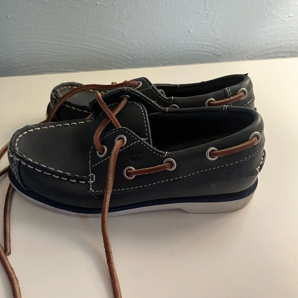 Timberland Blue Boat Shoes White Stitching & Brown Laces